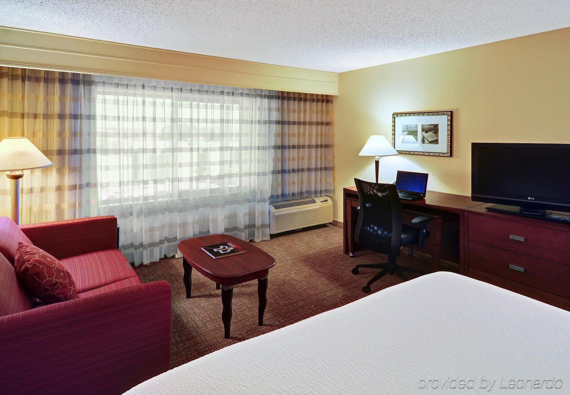 Courtyard Fort Worth I-30 West Near Nas Jrb Екстер'єр фото
